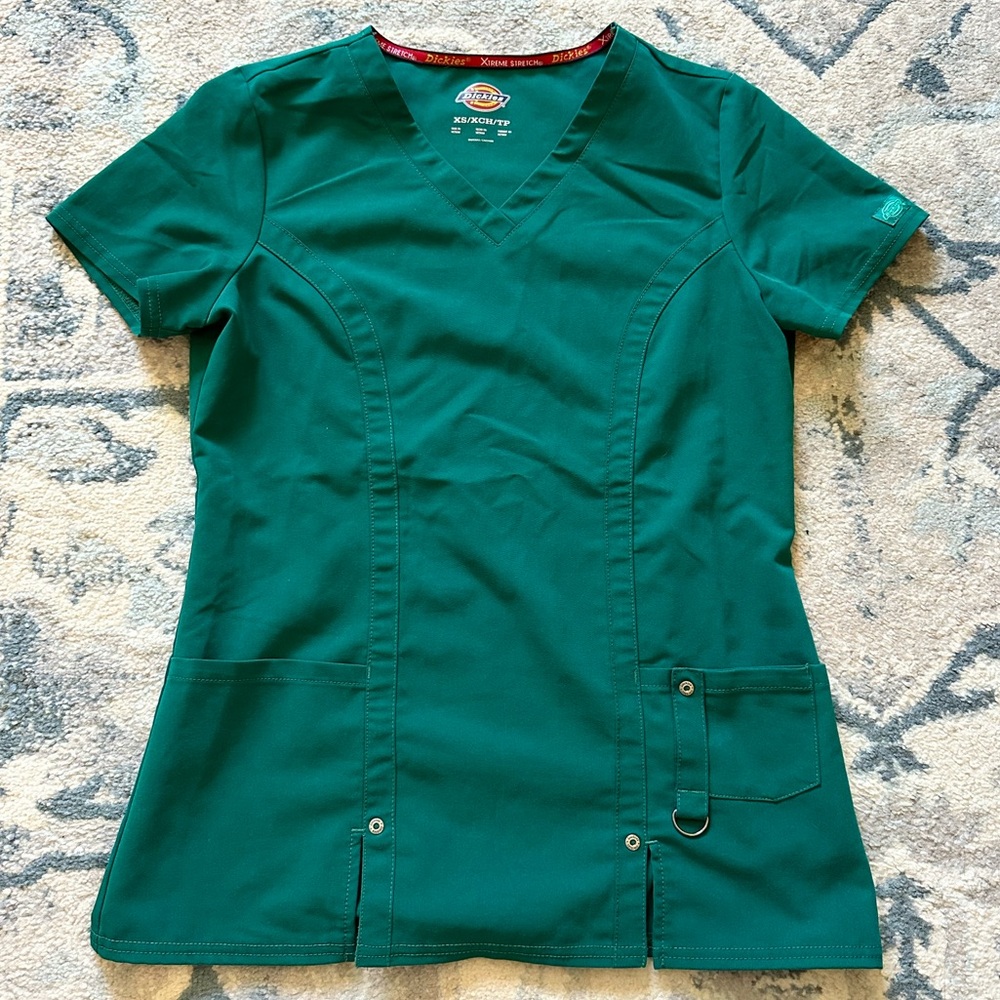 Dickies Scrub Top